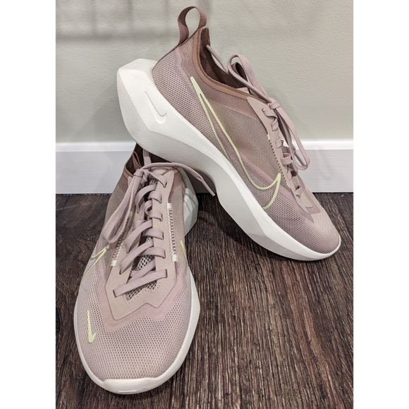 Nike Vista Lite CI0905-200 Fossil Stone/Desert Dust/Volt Size 8 - Picture 1 of 13